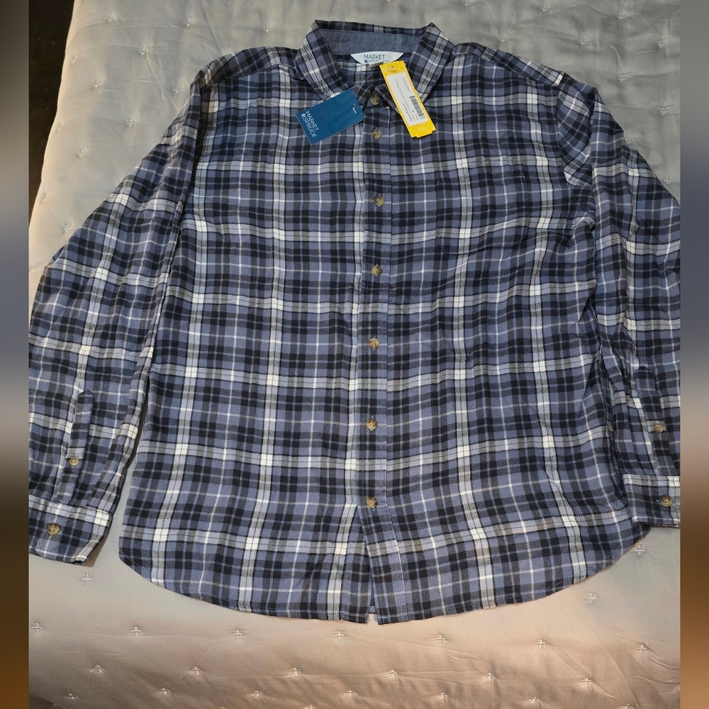 Market & Spruce Navy and White Checkered Shirt